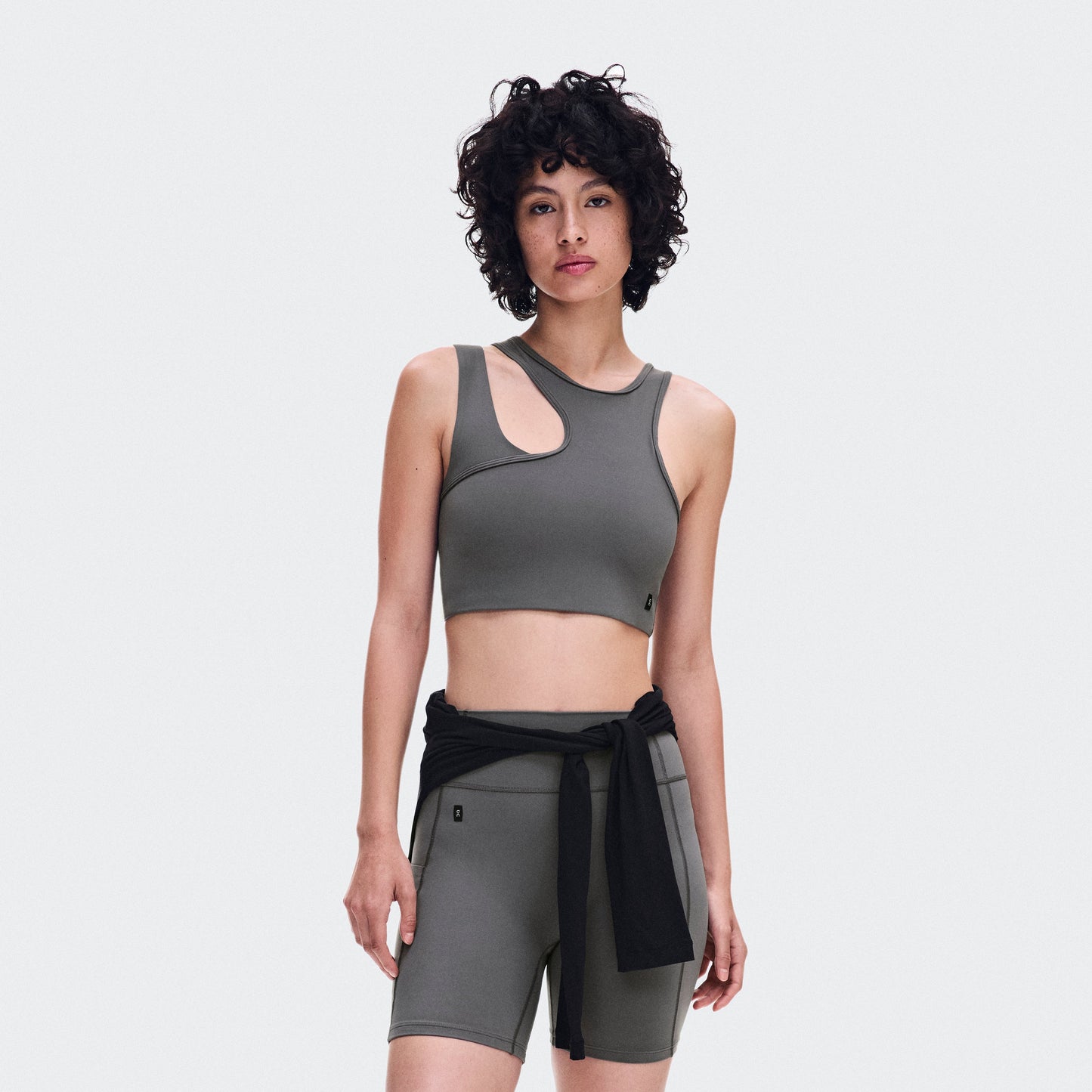 Studio Asymmetric Crop